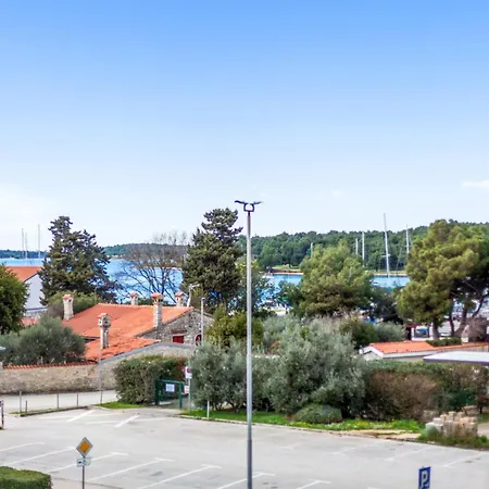 Fly - S7 - Mpolo Vendégház Medulin