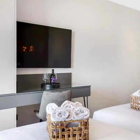 Vendégház Fly - S7 - Mpolo